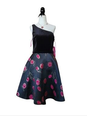 ☆NWT Betsey Johnson | One Shoulder Bodice Fit & Flare Dress | Size 8 ☆